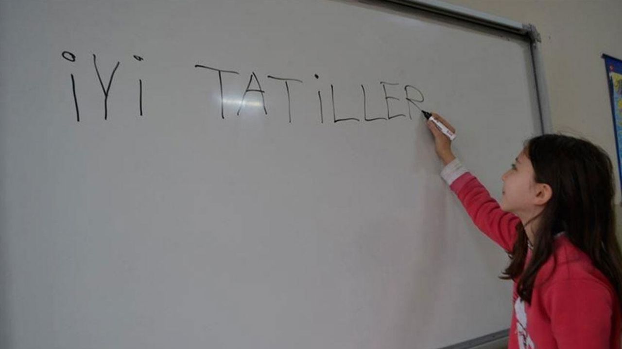 Okullarda 9 Günlük Ara Tatil Başladı