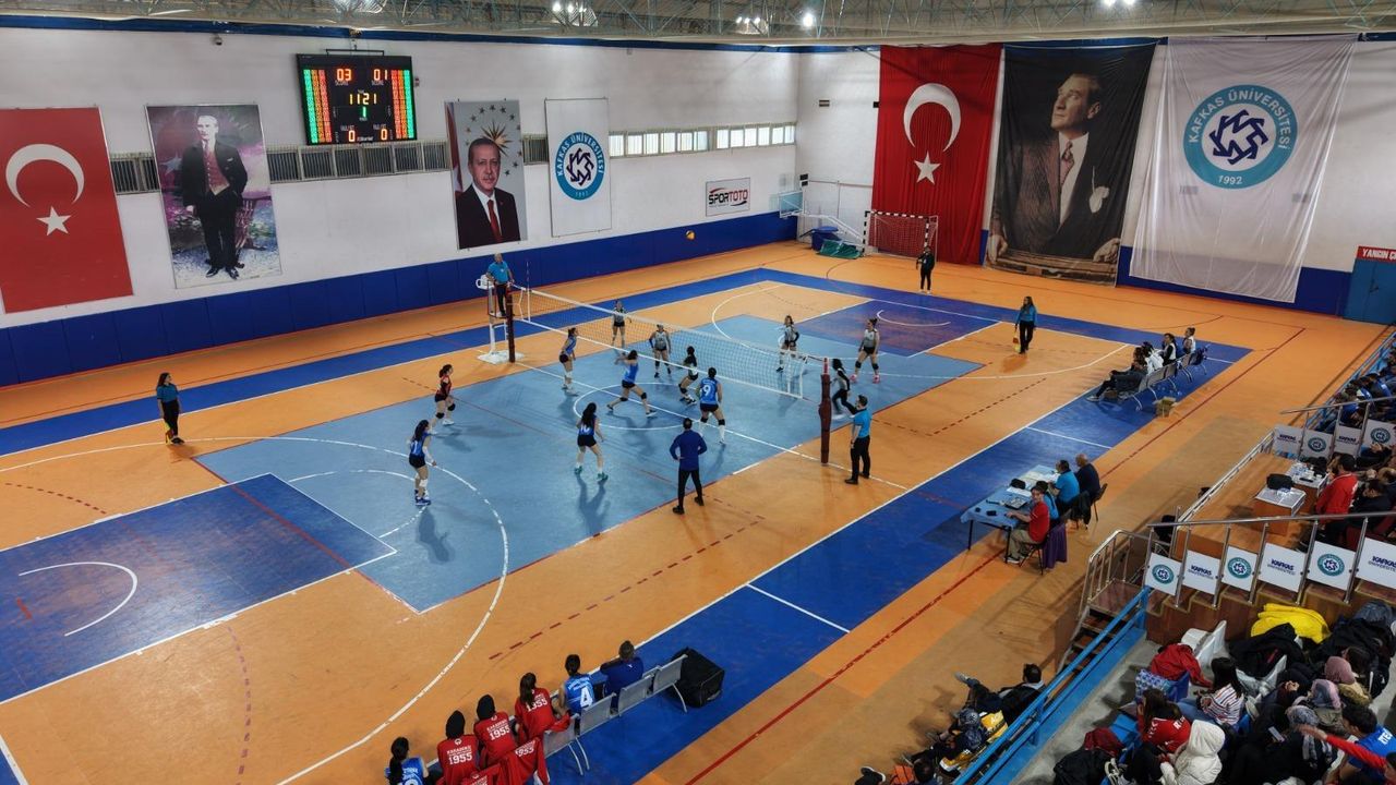 Kafkas Üniversitesi’nde Üniversiteler Arası Spor Müsabakaları Başlıyor