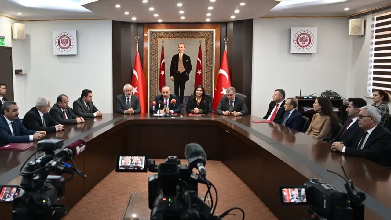 Isparta’ya Yeni Halı ve Gül Kültür Sanat Merkezi Açılıyor