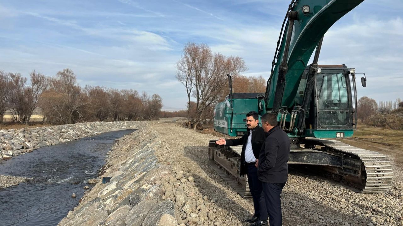 Susuz’da Taşkın Önleme ve Sosyal Alan Projeleri İncelendi