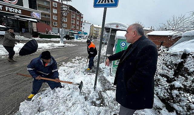 Canik Belediyesi Karla Mücadeleyi 7/24 Sürdürüyor