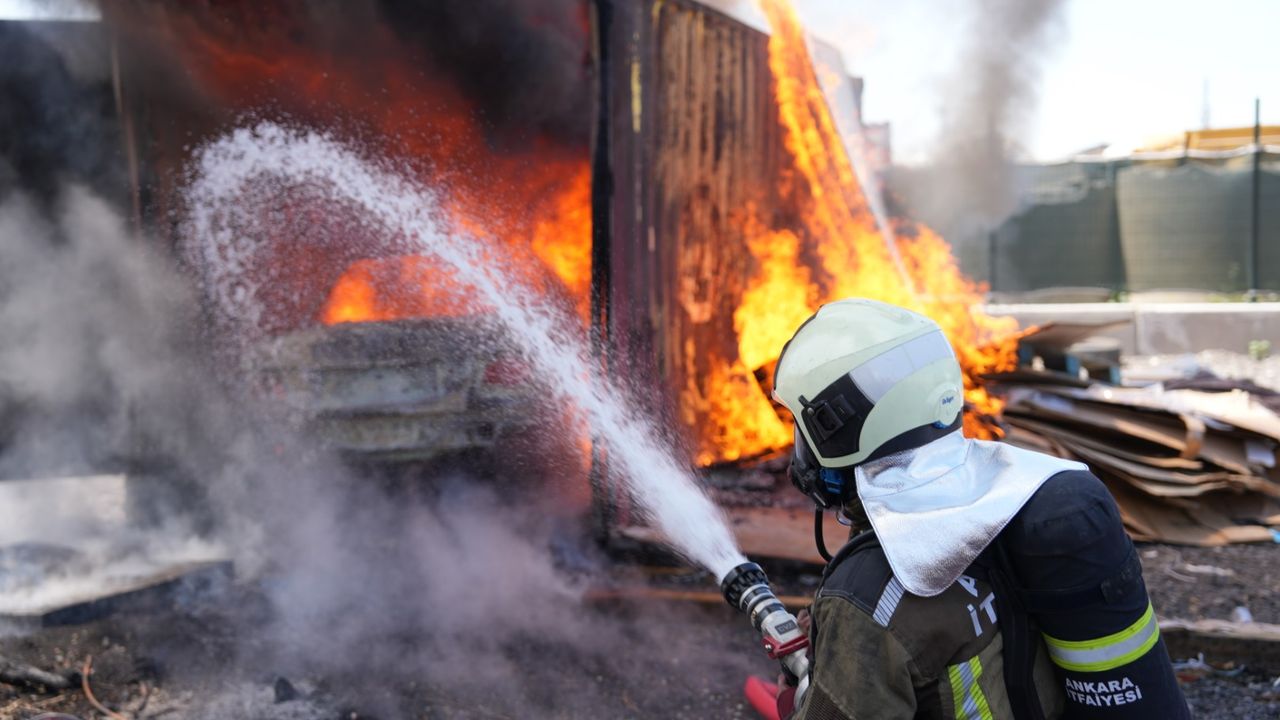 Ankara İtfaiyesi 2025’te 32 Bin 675 Olaya Müdahale Etti