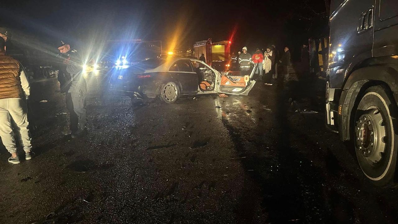 Isparta-Antalya Karayolu’nda Zincirleme Kazada 2 Can Kaybı