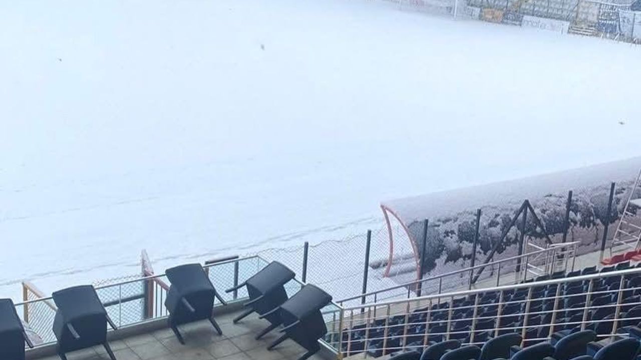 Düzcespor-Zonguldakspor FK Maçı Kar Nedeniyle Ertelendi