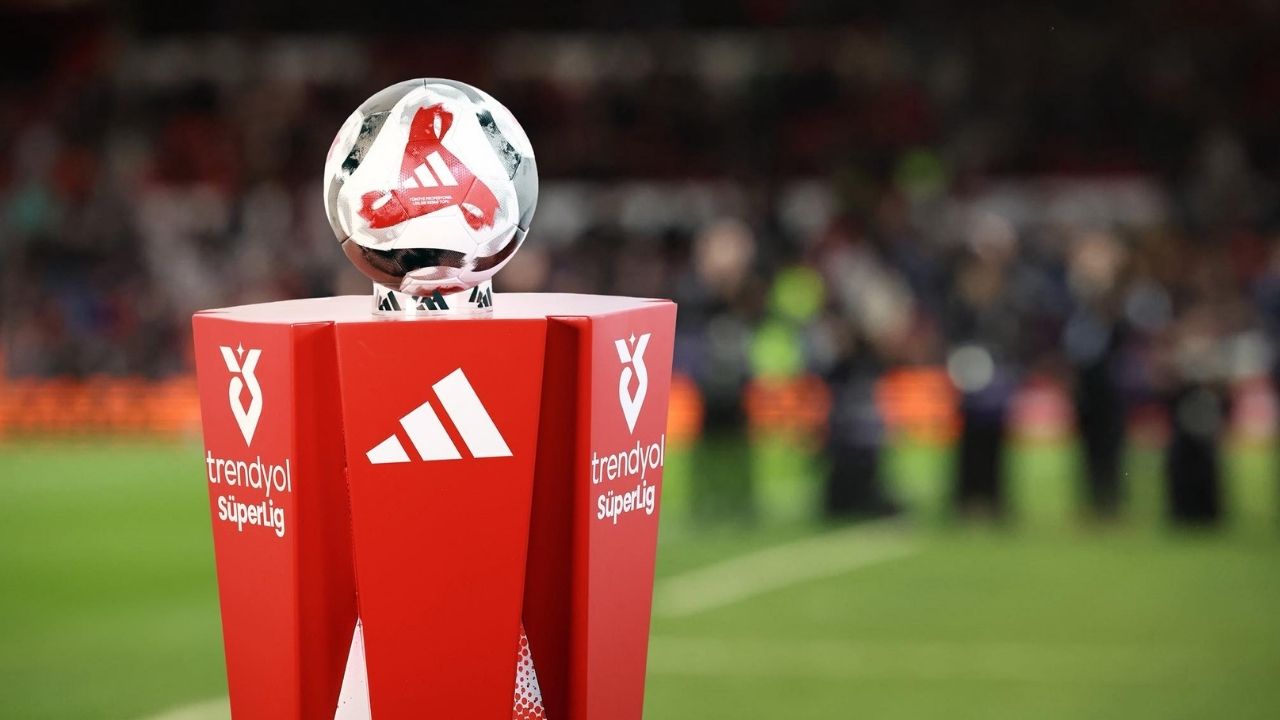 Süper Lig’de İkinci Yarı Başlıyor: Galatasaray Gaziantep FK’yi Ağırlıyor