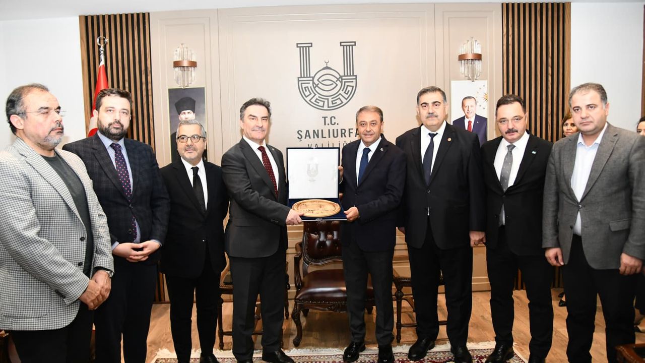 TİMBİR Heyeti Şanlıurfa Valisi’ni Ziyaret Etti
