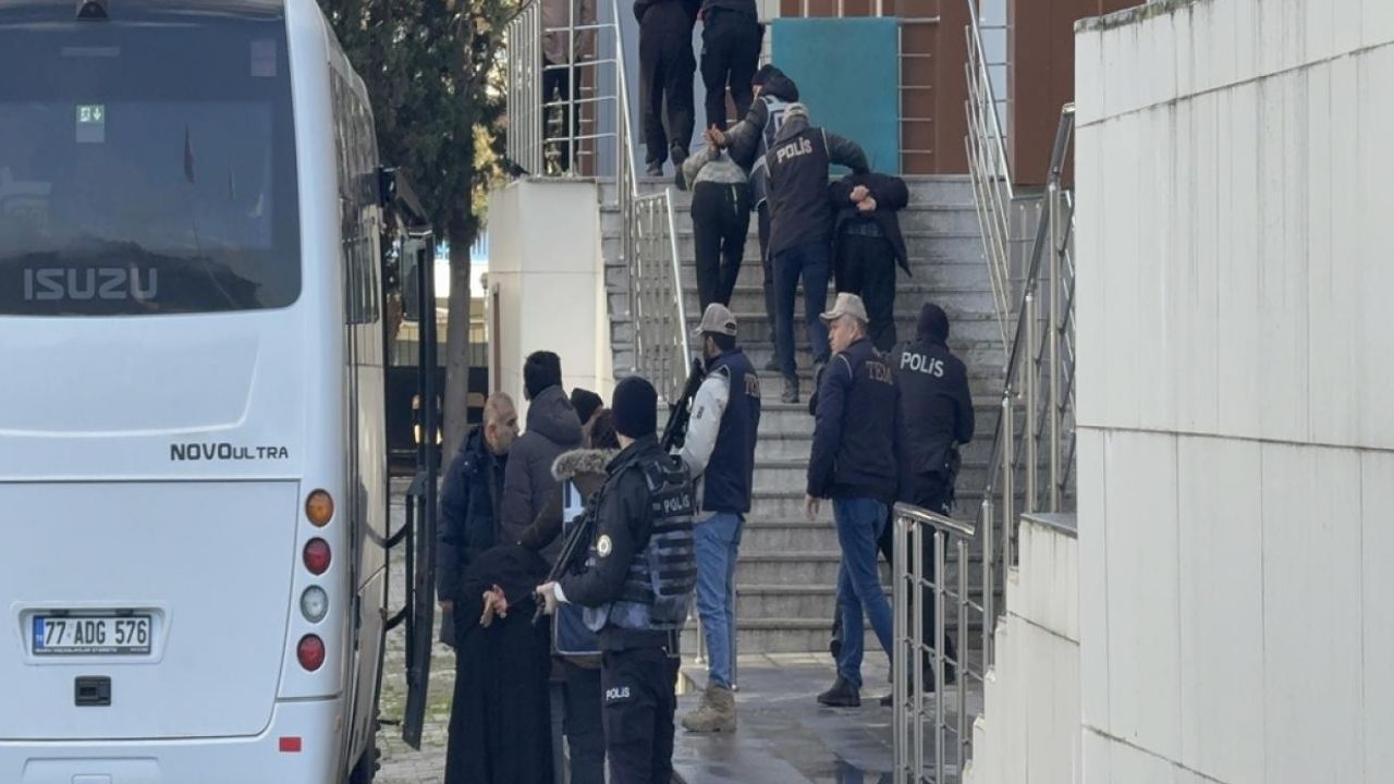 Yalova’da DEAŞ Operasyonu: 3 Polis Şehit, 42 Gözaltı