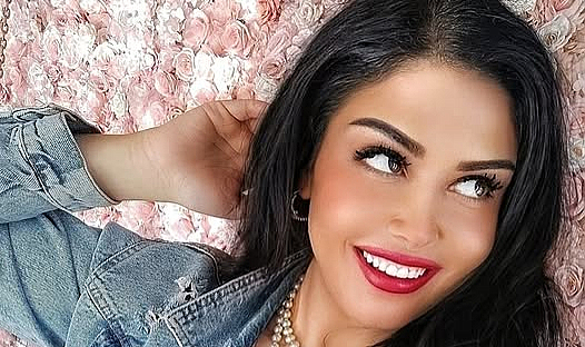 Begüm Yılmaz’ın Yazılarıyla Yeni Kişisel Gelişim Kitabı Yayımlandı