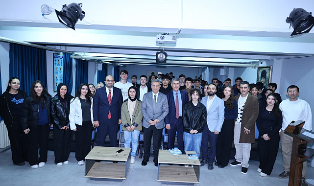 İlkadım Belediye Başkanı Gençlerin Fikirlerini Dinledi