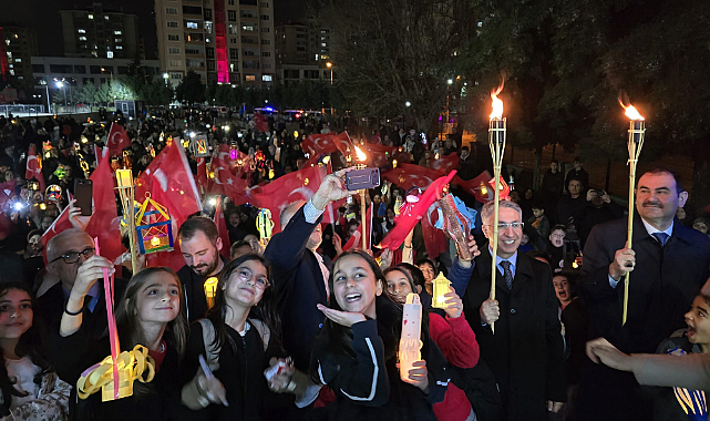 Samsun Canik’te Geleneksel Ramazan Fener Alayı Düzenlendi