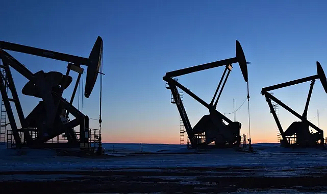 Brent Petrolü 79,41 Dolara Yükseldi: Hürmüz Boğazı Gerilimi Etkili