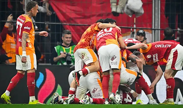 Galatasaray, Fenerbahçe’yi 3-0 Yenerek Şampiyonluk İçin Kritik Avantaj Yakaladı