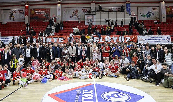 Zorlu Koleji Samsun, Emlak Konut’u Yenerek Şampiyonluk Şansını Canlı Tutuyor