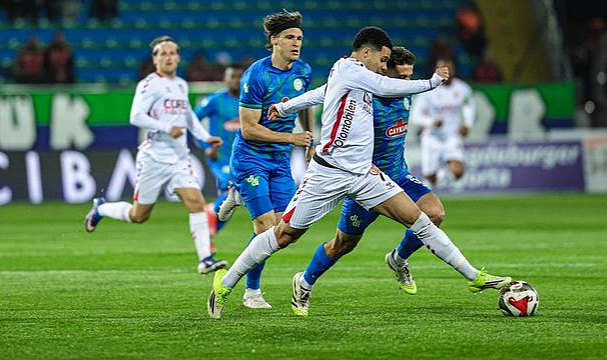 Çaykur Rizespor Samsunspor’u 4-1 Mağlup Etti