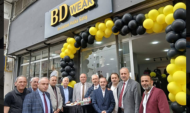 CHP’li Bölükbaş, Terme’de BD WEAR Mağazasının Açılışına Katıldı