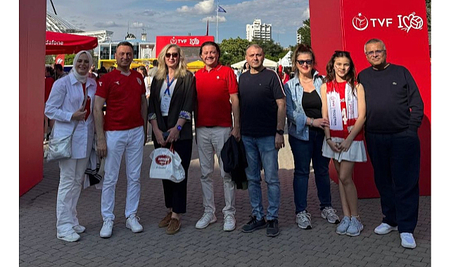 SAMSİAD Ankara’da Filenin Sultanları’na destek verdi