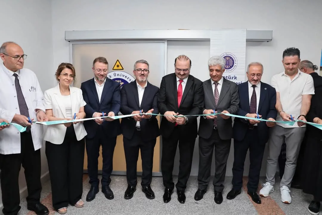 Atatürk Üniversitesi’nde Türkiye’de bir ilk: Refraktif Cerrahi Merkezi açıldı