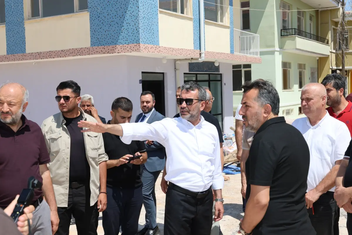Elazığ Belediye Başkanı Güneykent Mahallesi’nde vatandaşlarla buluştu