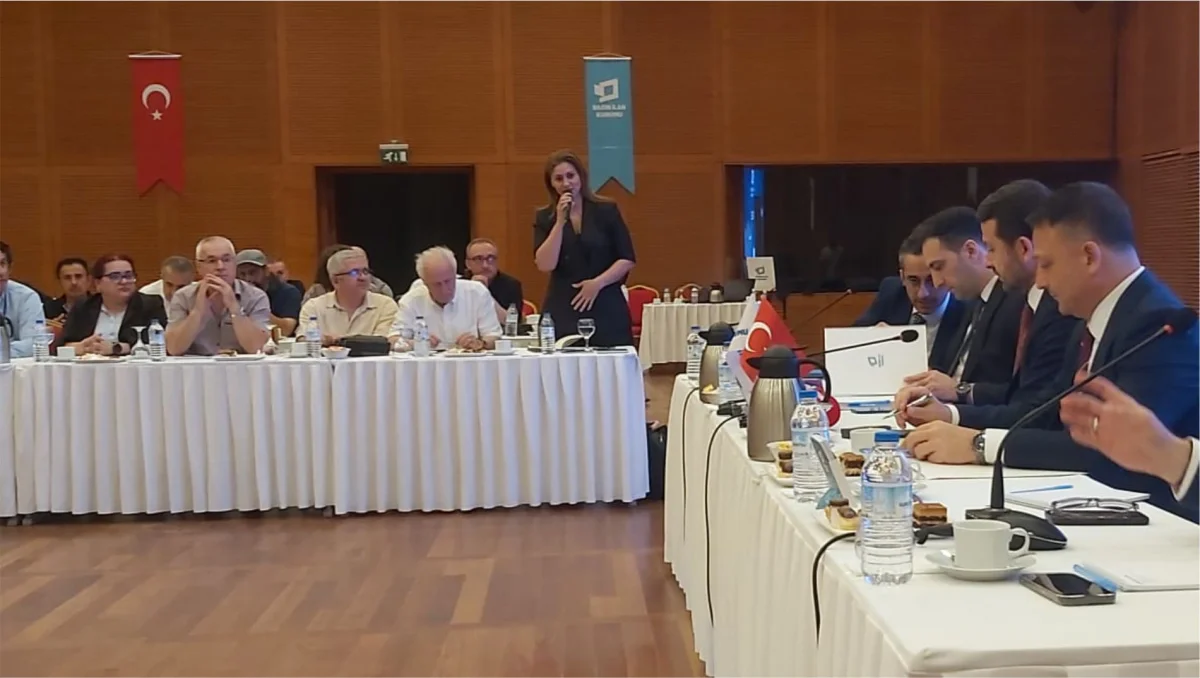 Basın İlan Kurumu Genel Müdürü Çay, Bursa’da gazetecilerle buluştu