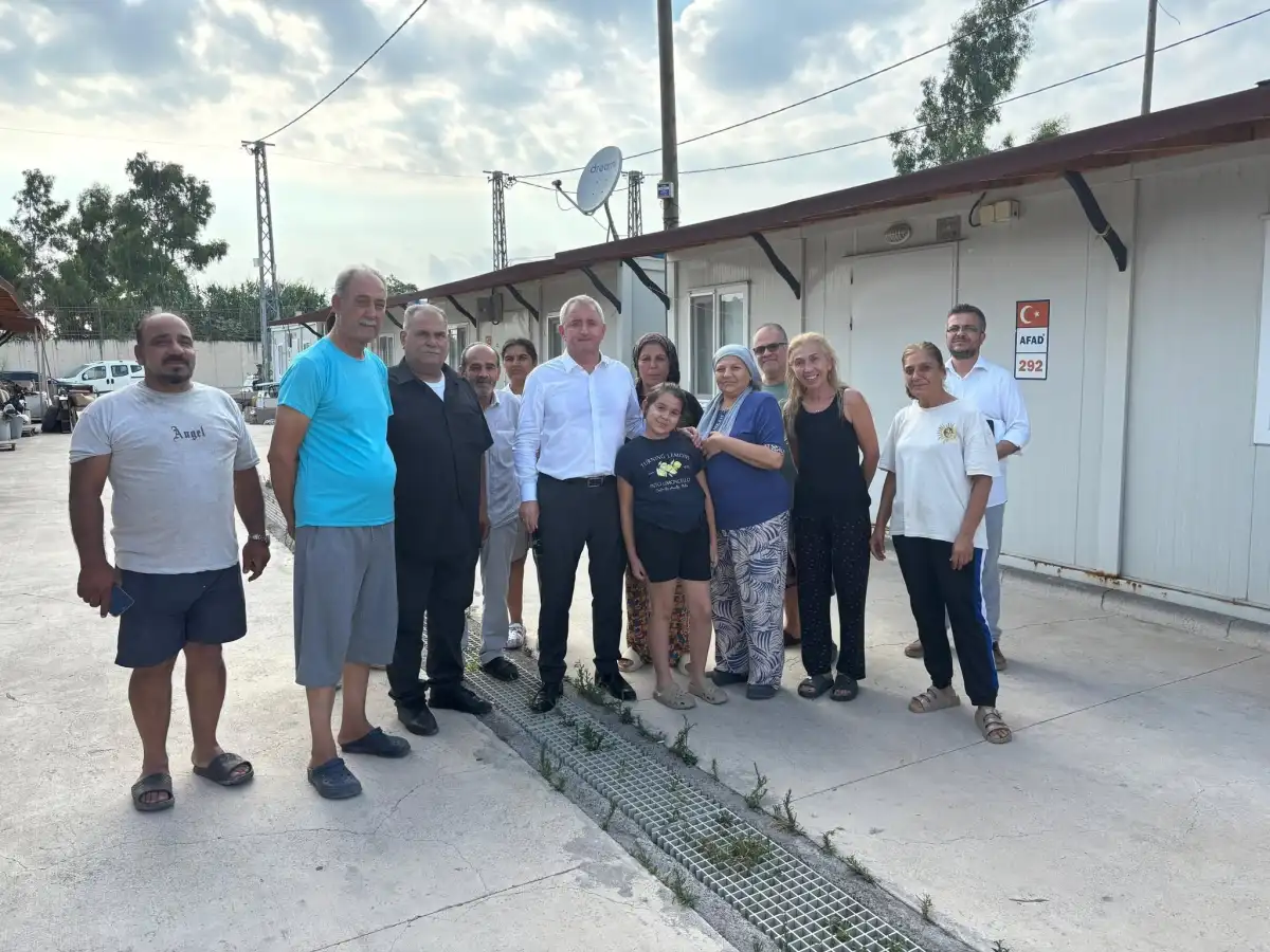 Hatay’da Kaymakam Önder vatandaşlarla bir araya geldi