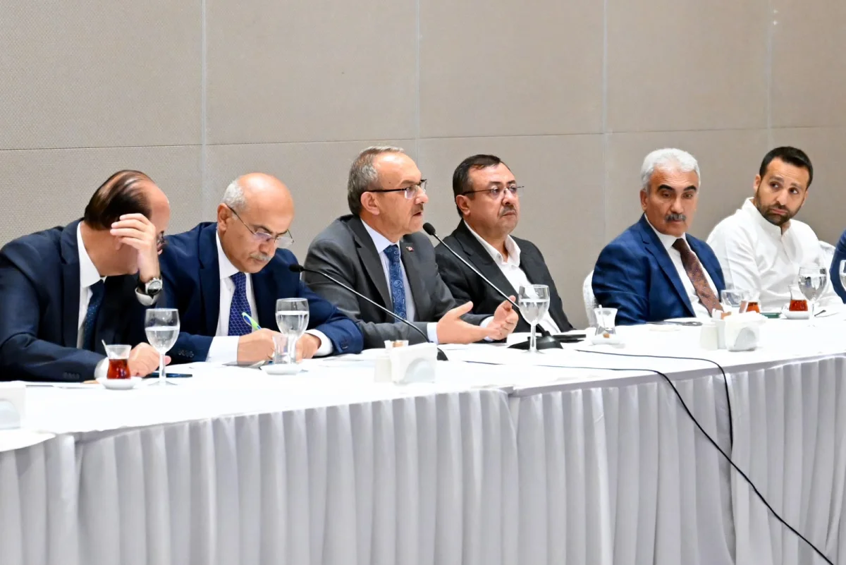 Malatya Valisi Yavuz: Yeniden yapılanma sürecinde yeni gündem sanayi ve turizm