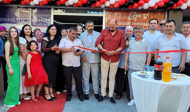 Kars Valisi Polat, koruyucu aile gününde çocuklarla buluştu