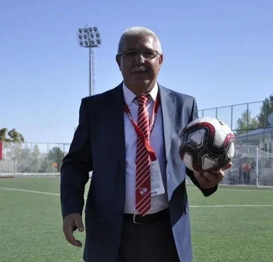 Elazığ’da saha komiserlerine sezon sonu teşekkür