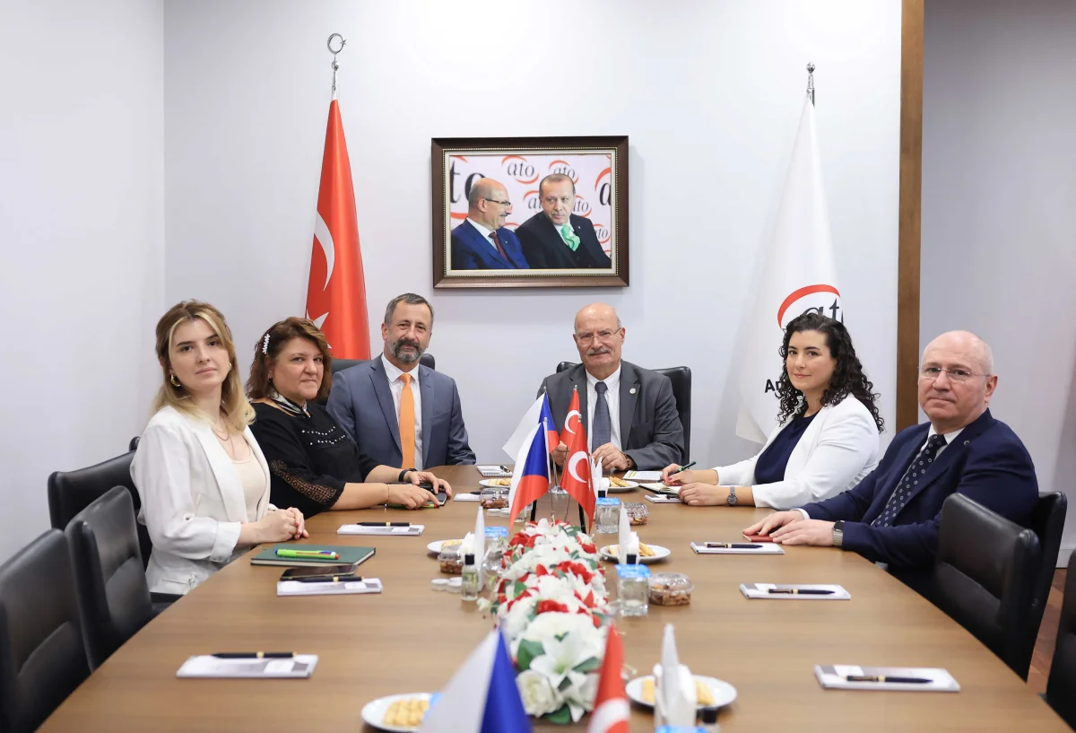 Çek Büyükelçisi Stepanek, ATO Başkanı Baran’ı ziyaret etti