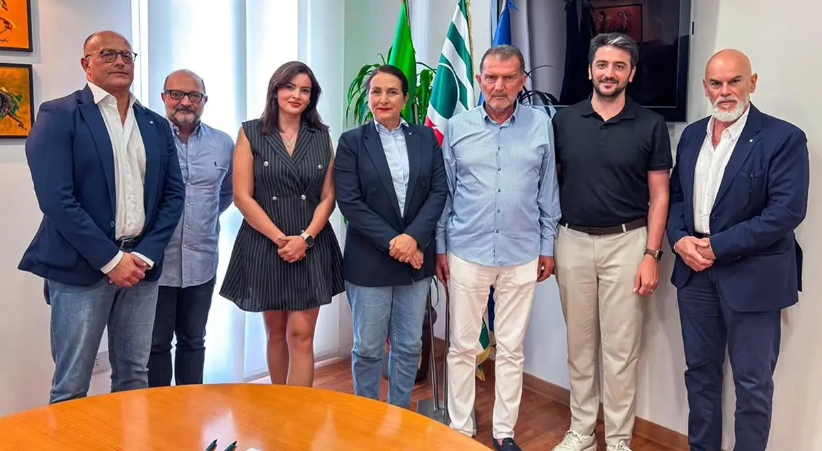 Türk Deniz-İş ile İtalyan FIT-CISL Roma’da protokol imzaladı