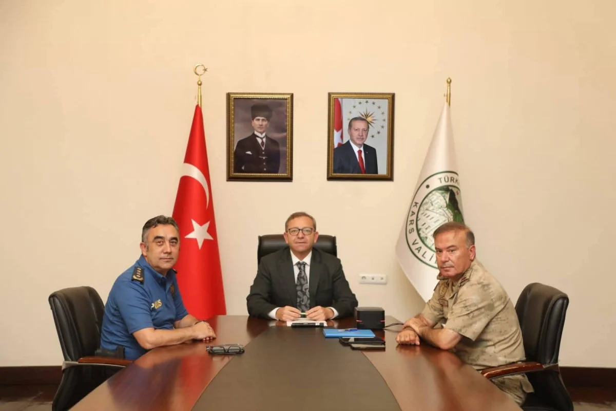 Kars Valisi, Terörsüz Türkiye toplantısında yer aldı