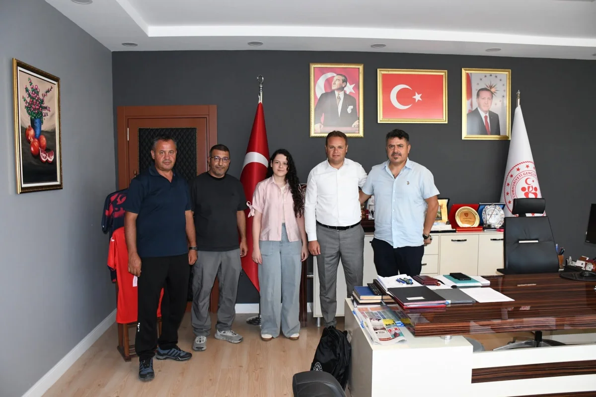 Boksör Didar Sazak, YKS’de Türkiye 107’ncisi oldu