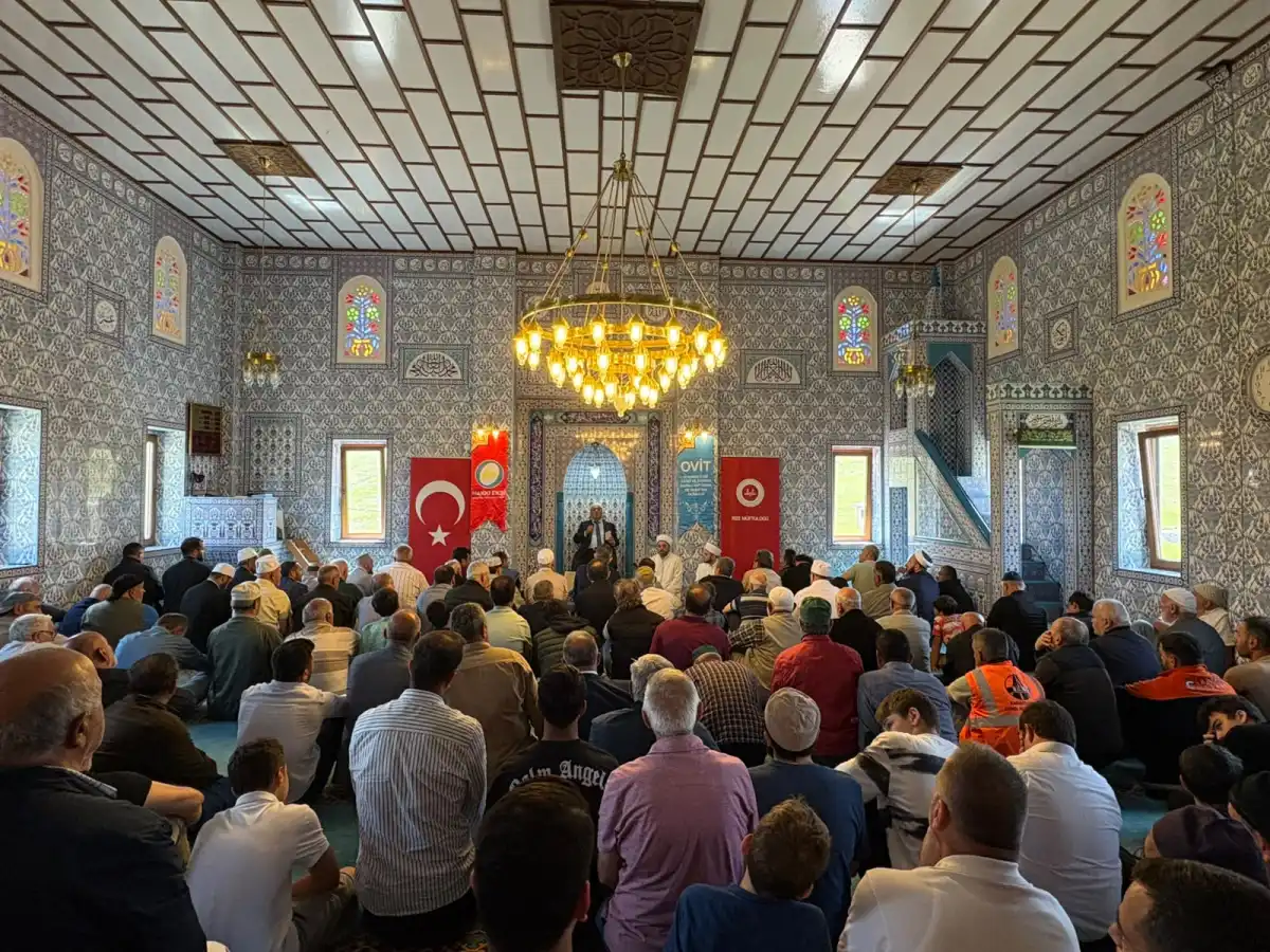 İsmail Kahraman, İkizdere’deki programa katıldı