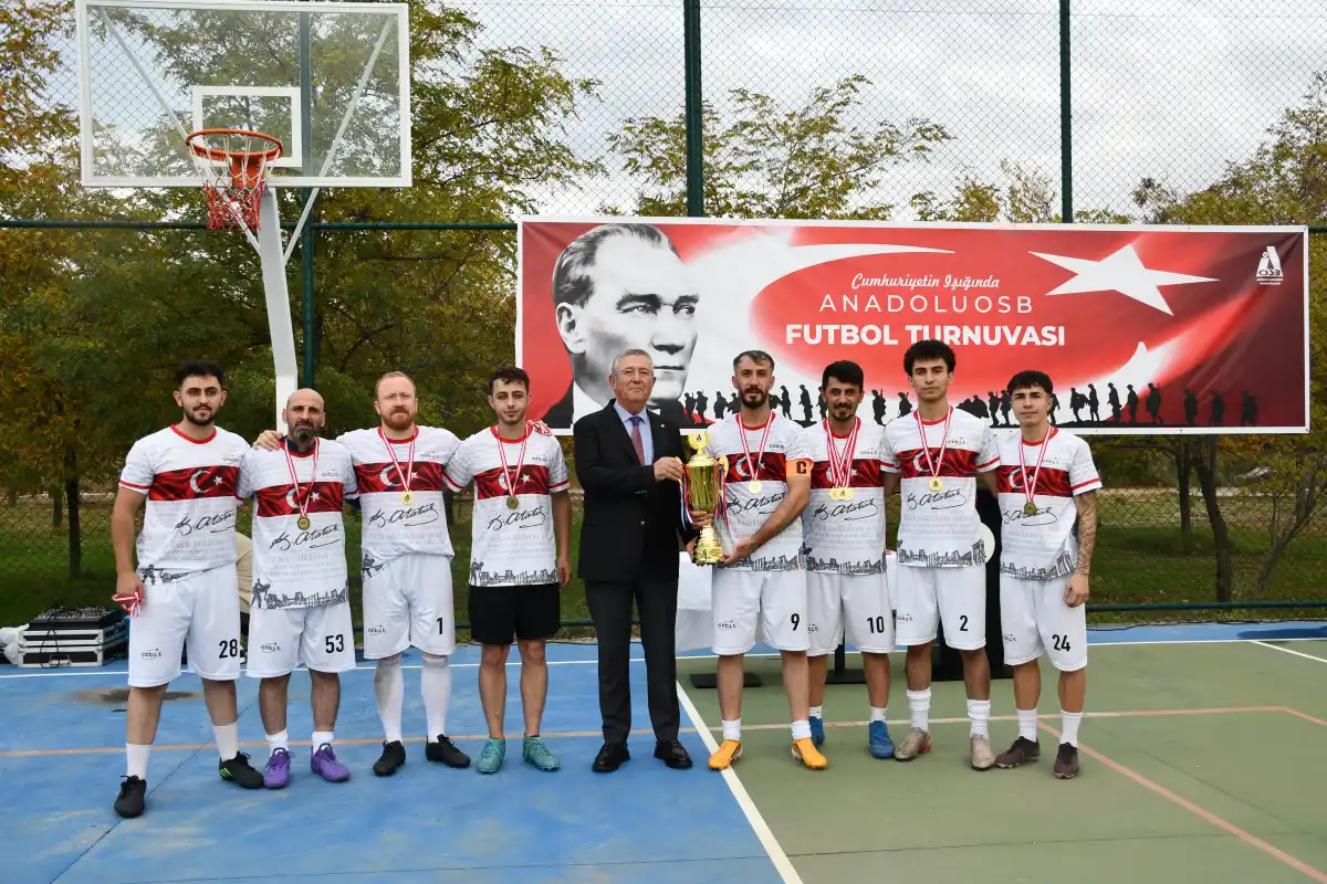 Anadolu OSB futbol turnuvasında şampiyon Orbit Mühendislik