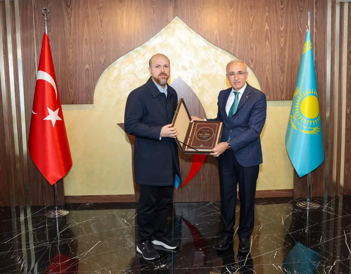 Bilal Erdoğan ile Karaman Türk dünyası eğitimini görüştü