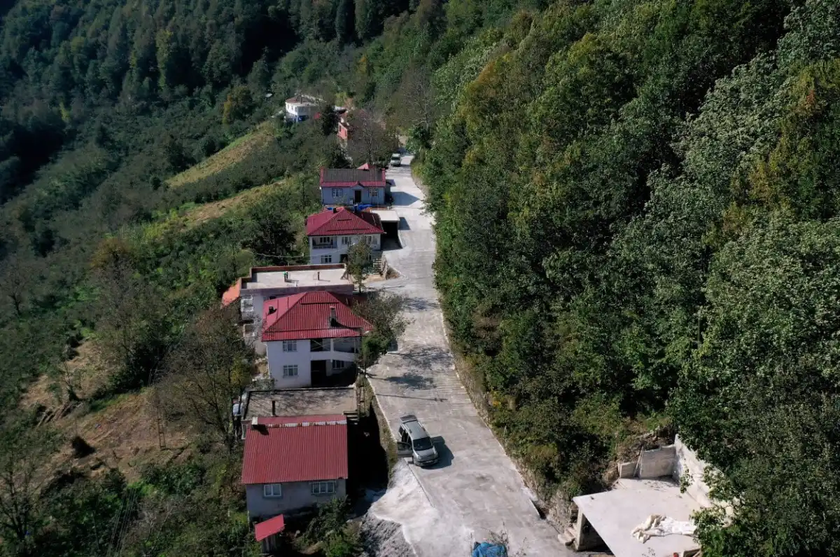 Ordu’da 3,7 kilometrelik güzergahta beton yol çalışması