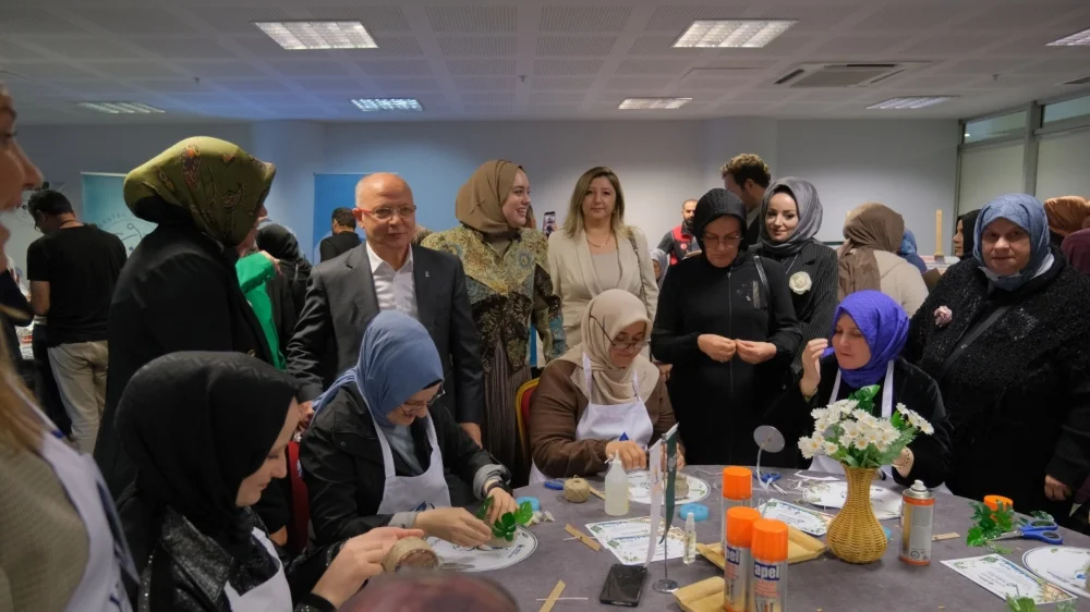 İnegöl Belediyesi sıfır atık standında karekodlu tanıtım