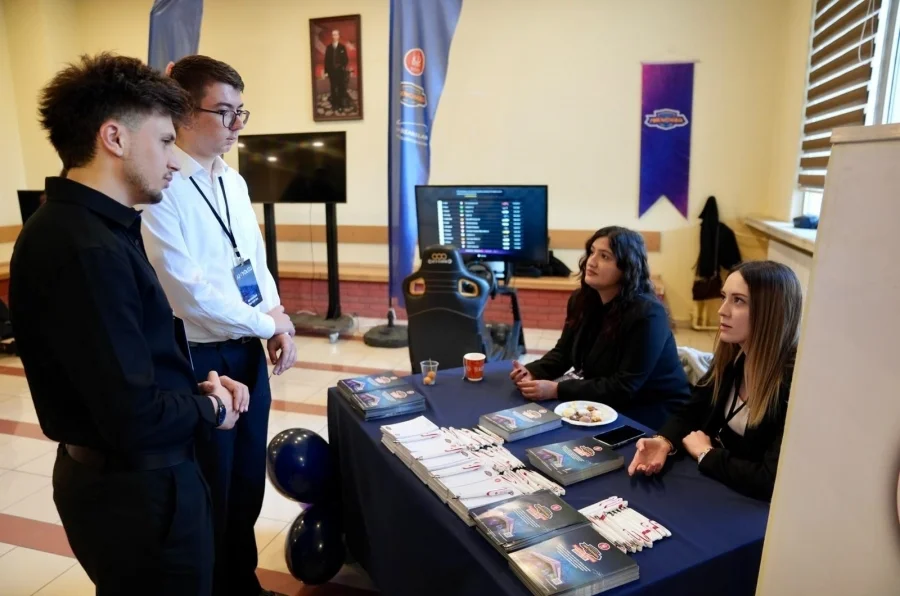 TEKNOMER, AI4 Youth etkinliğine zümrüt sponsor oldu