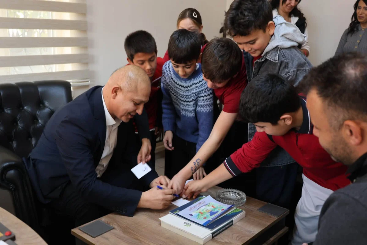 Gazi Ortaokulu öğrencileri sıfır atık müdürlüğünde