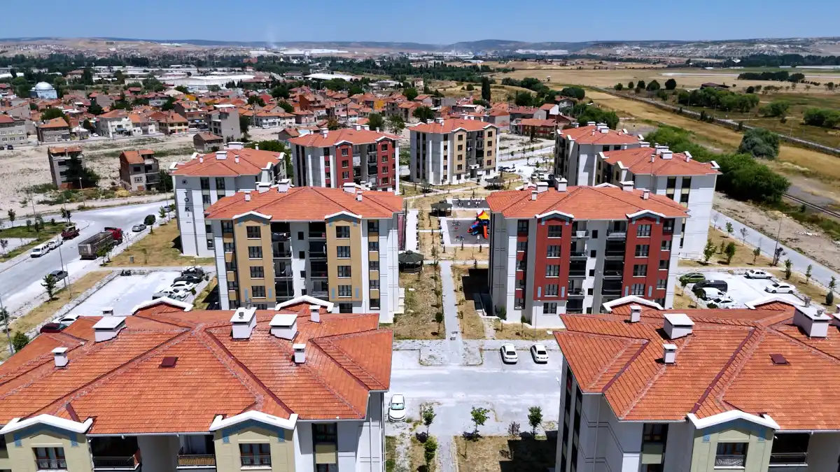 Kütahya’da kentsel dönüşüm konutları vatandaşın beğenisini topladı