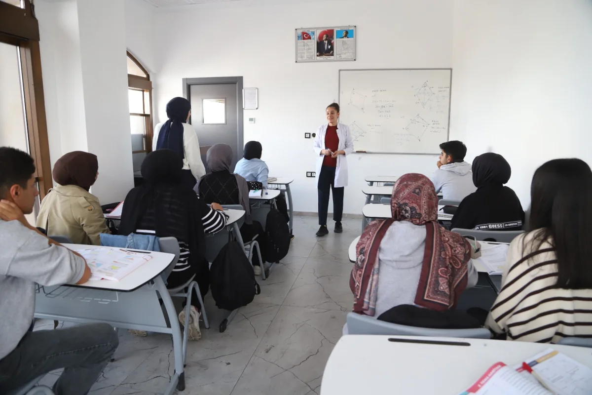 Battalgazi’de 450 öğrenciye ücretsiz eğitim desteği