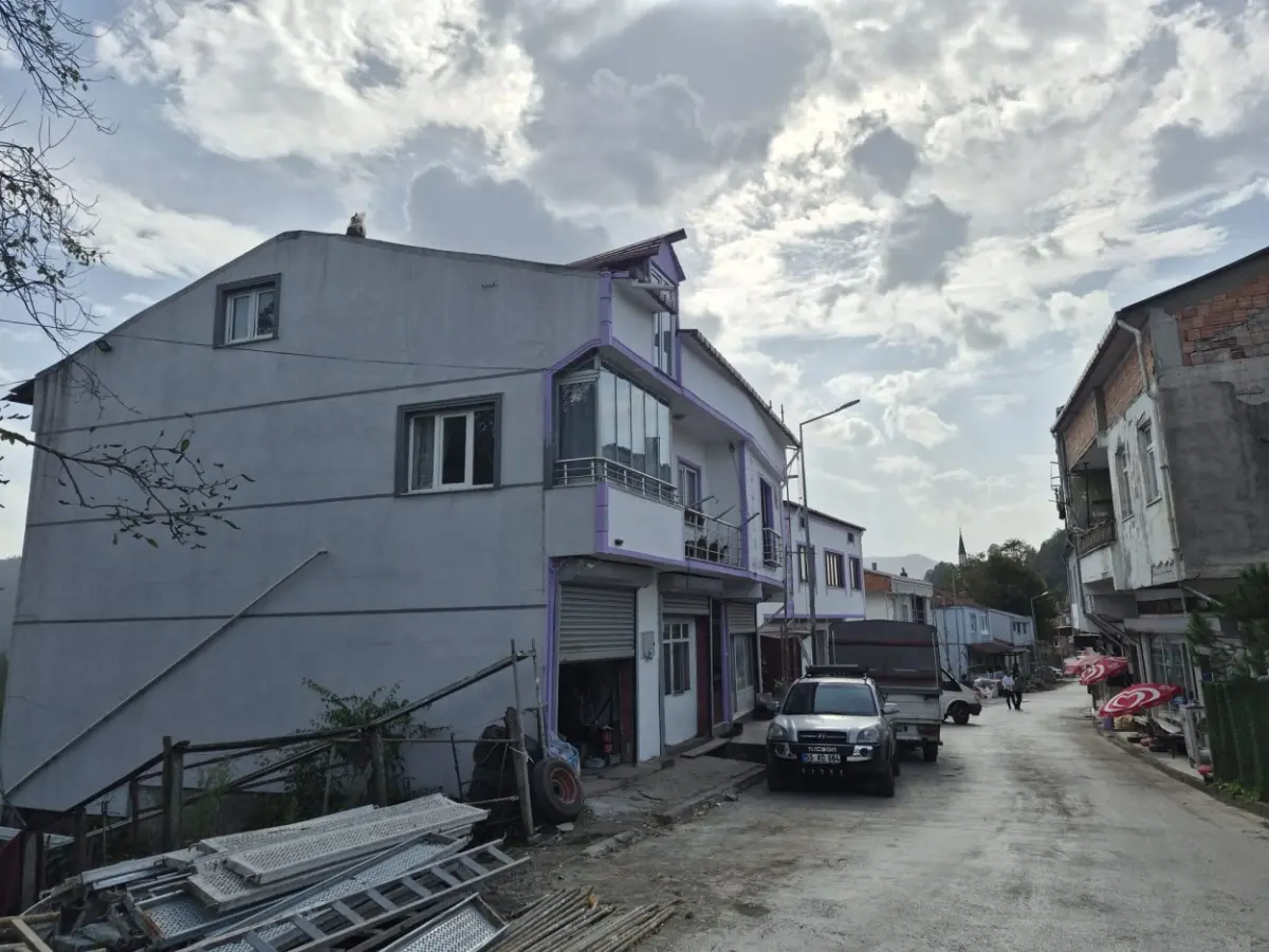 Ordu-Samsun sınırındaki binalar iki şehrin rengine boyanıyor