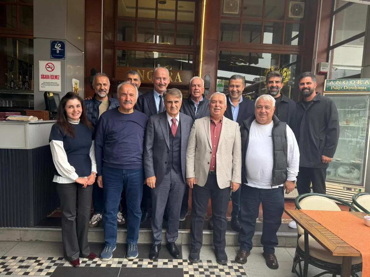 Şenol Güneş, Vali Yıldırım ve Hacımüftüoğlu buluştu